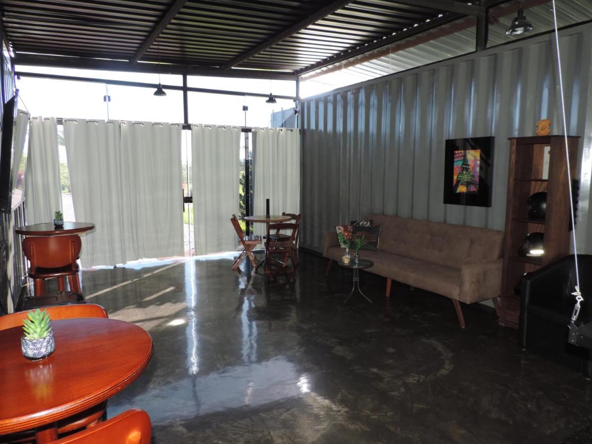 Pousada Casa De Ferro 帕苏迪托雷斯 外观 照片