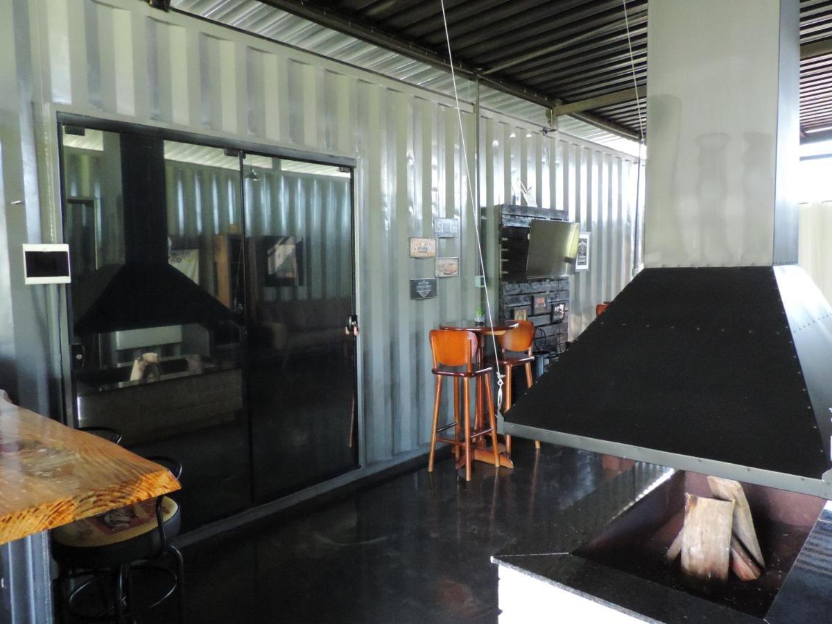 Pousada Casa De Ferro 帕苏迪托雷斯 外观 照片