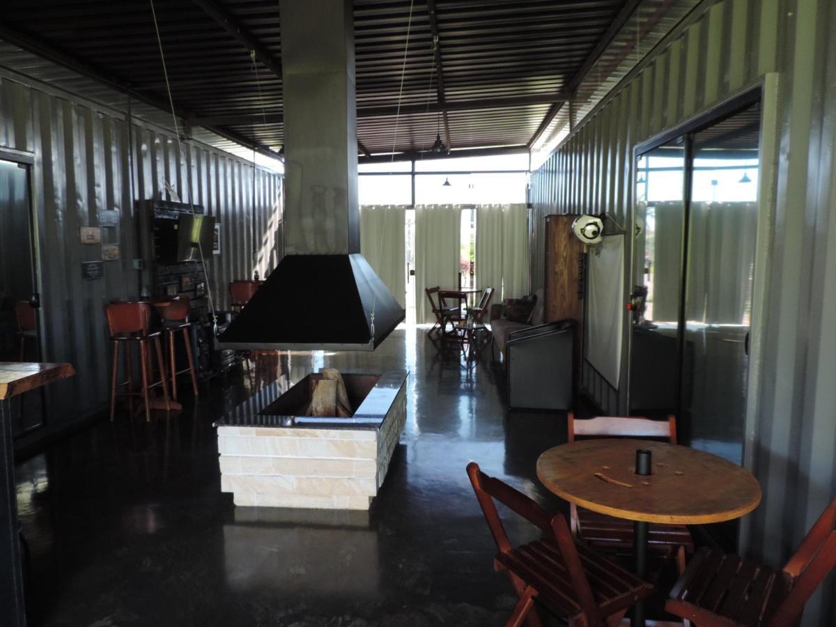 Pousada Casa De Ferro 帕苏迪托雷斯 外观 照片